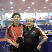 Rainer vs. Trainer an einer Tischtennisschule in Peking