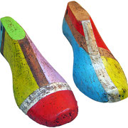 "vecchie forme per scarpe" acrilici e foglia oro su legno cm27x7