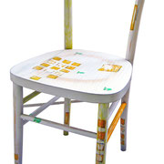 "sedie MOi" (a) acrilici con tratto a matita e carboncino su legno
