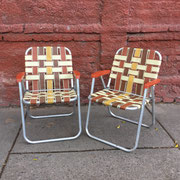 SILLAS TRENZADAS CAFÉ Y BEIGE  (REF: MUE-0) 2 UNIDADES / ARRIENDO: $15.000. C/U / GARANTIA: $50.000 C/U