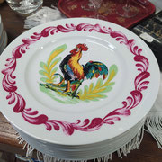 série d'assiettes décor coq