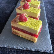 Pistazien_Himbeerschnitte