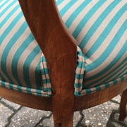 Details Barockstuhl mit Streifenbezug grün / weiß