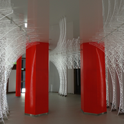 Spanndecke mit gelaserten Lichtflügeln