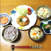 [Kuroneko no Instagram] 18/05/2016 Fluffy teriyaki tsukune hambúrguer 👍 amo teriyaki😊🍴