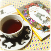 [Kuroneko no Instagram] 22/11/2015 O novo livro de Yuko Higuchi chegou! 😆💖 Vou ler enquanto tomo chá💖