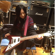 [Kuroneko no Instagram] 08/01/2015 Eu sou uma guitarrista!