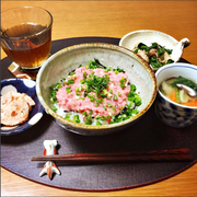 [Kuroneko no Instagram] 07/06/2016 O jantar de hoje é tigela de arroz negitoro 🍴👍 A gravação da bateria está indo muito bem! ️🤘✨