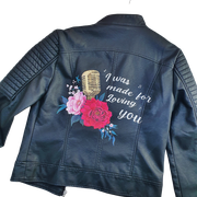 trouwjasje beschilderd naar wens, leg contact met sabrina van aim your wedding