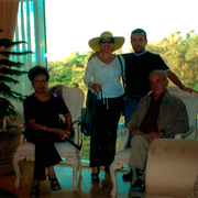 La Poeta Laura Obregón y Familia García Lorenzana, Don Elías QEPD Alicia Flores y su Hijo Lic. Jorge García Lorenzana  