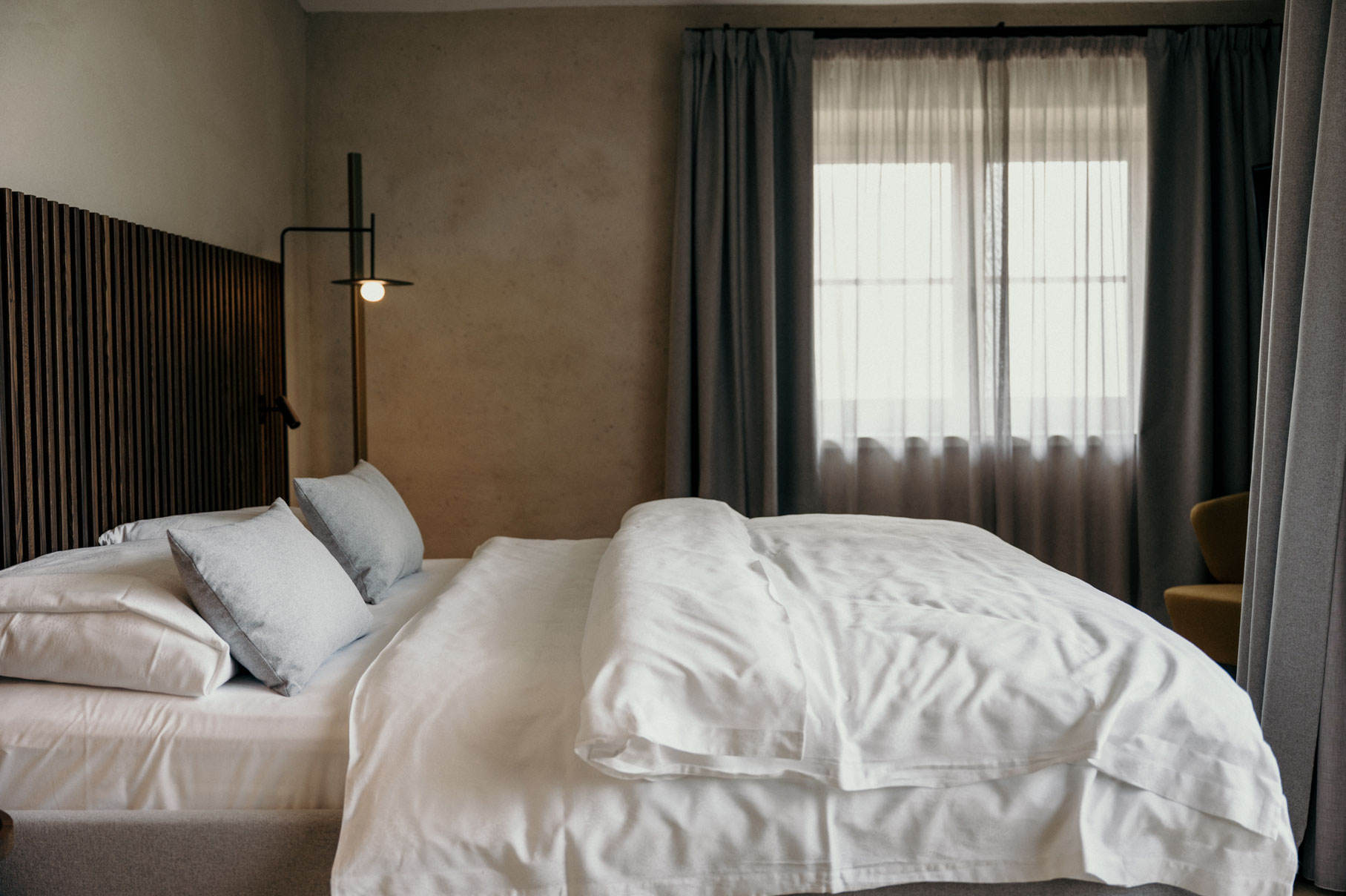 ANSITZ ROMANI - Tramin an der Weinstraße • Boutiquehotel mit Haubenrestaurant in Südtirol • Member of Mountain Hideaways ©Marika Unterladstätter
