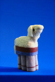 Dim. h 27,50 cm x 24 cm x 10 cm