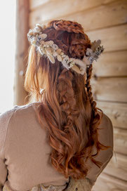 Coiffure de mariée tressée style scandinave par Cut & Learn