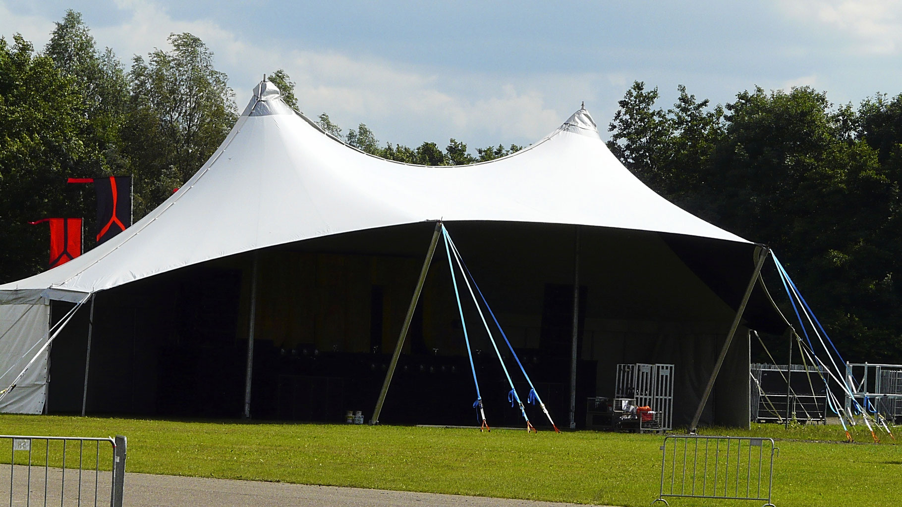 MTent 26 Open Kop Verhuur Festivaltent, MCovers, Festival vloer, Evenementen service, tent huren