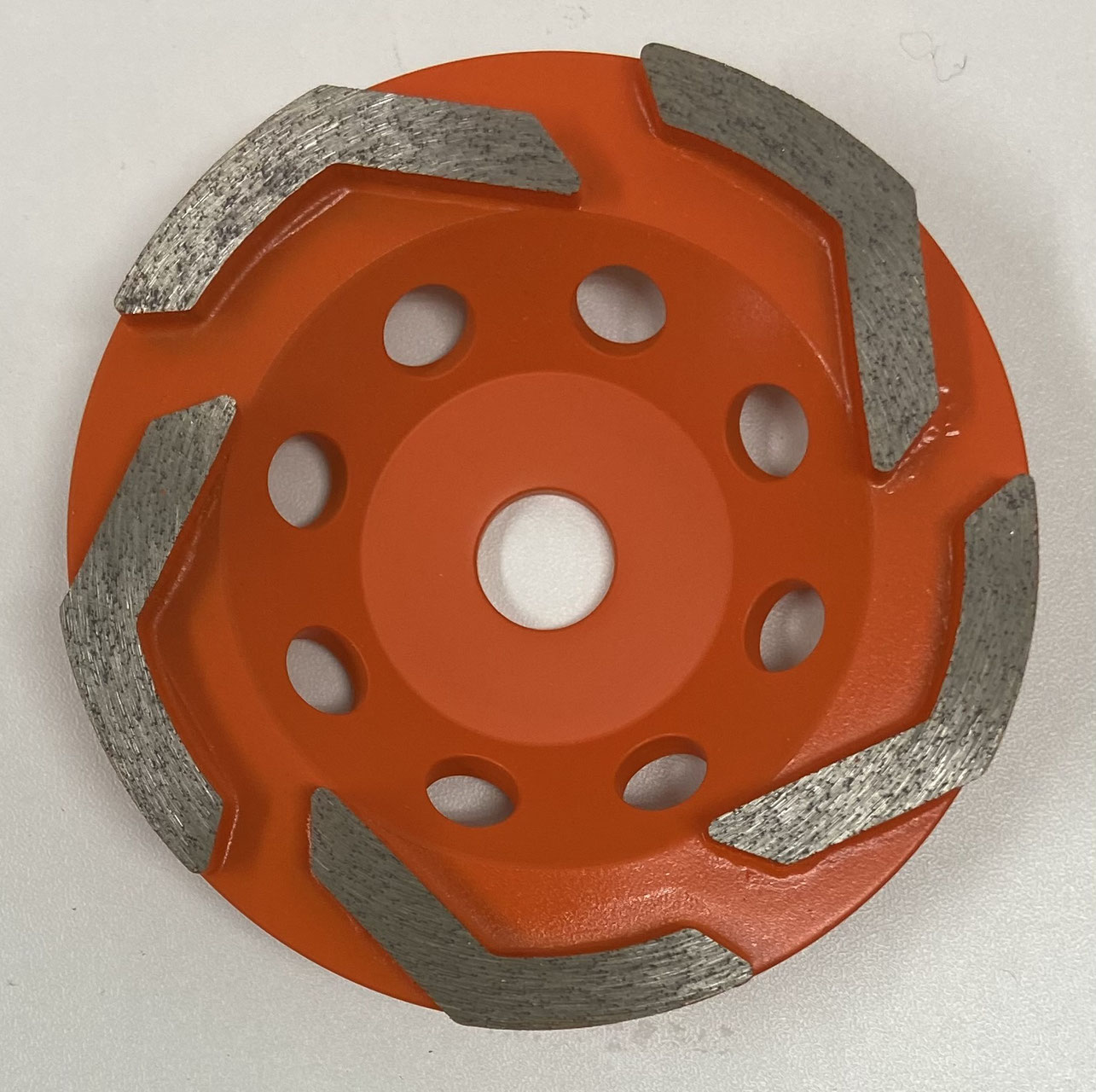 セラミックホイールやレジンパッドでの研ぎ出しから集塵分離機
