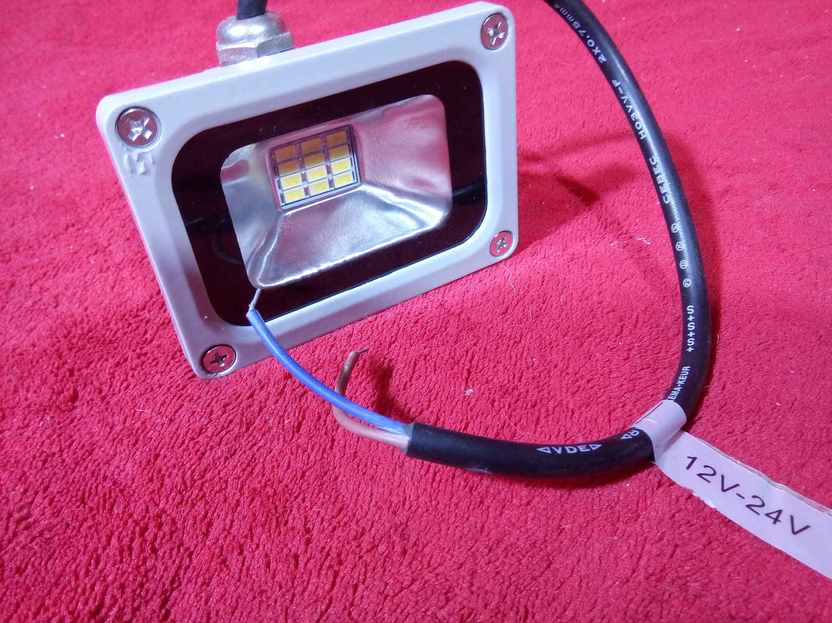 LED Arbeitsscheinwerfer 12/24Volt - LED Strahler Fluter Spot Panel