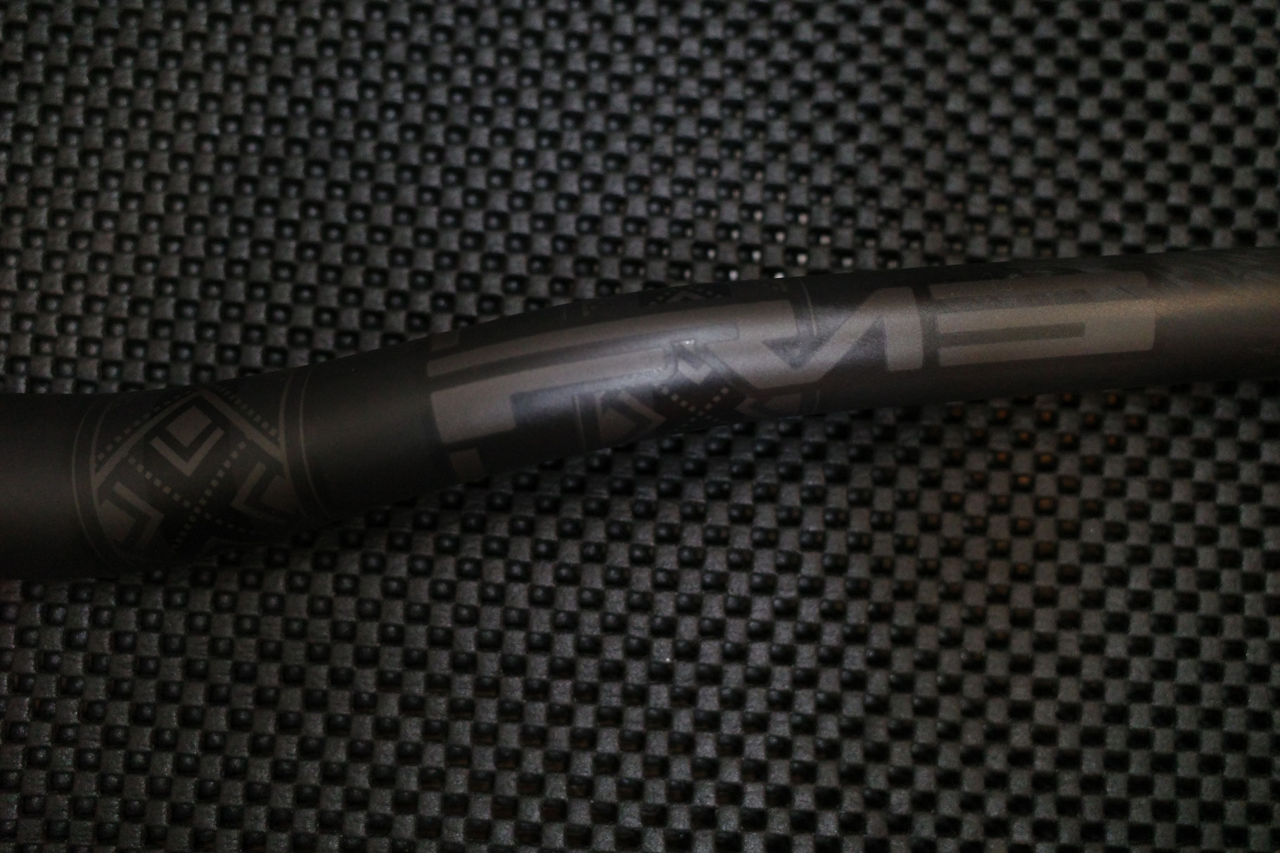 FORMOSA F53 カーボンハンドルバー BLACK（ウィルバイシクル