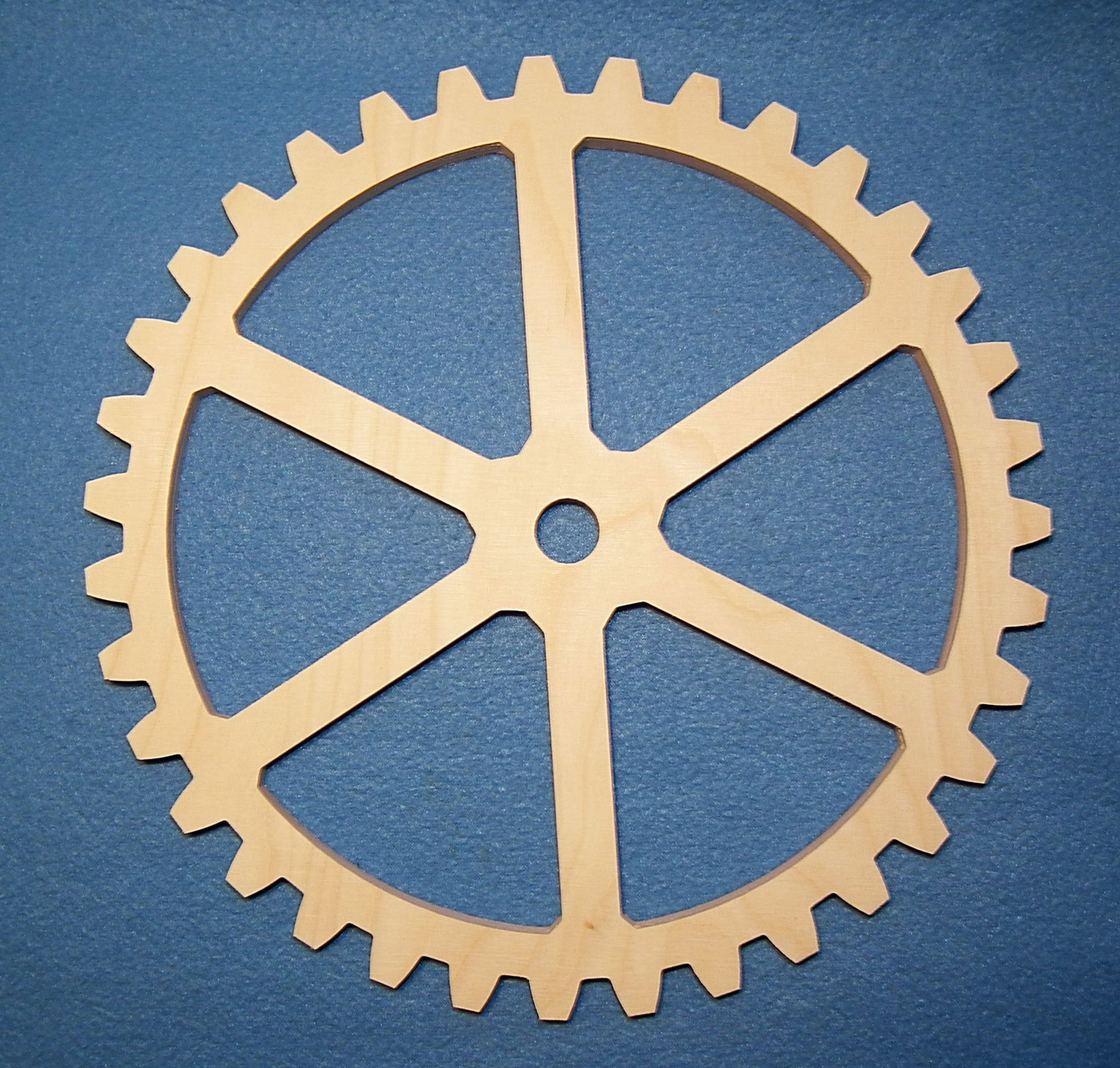 Zahnrad 30 cm mit 6 Streben - CNC-Holzwelt