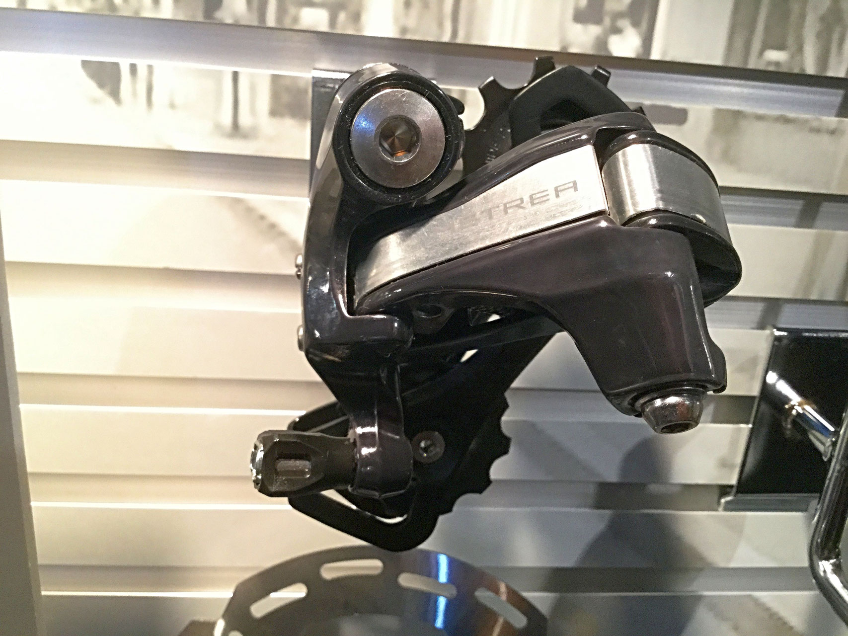 METREA(U5000)11速 - サガミサイクルセンター〈webショッピング METREA(U5000)11速 - サガミサイクルセンター〈webショッピング
