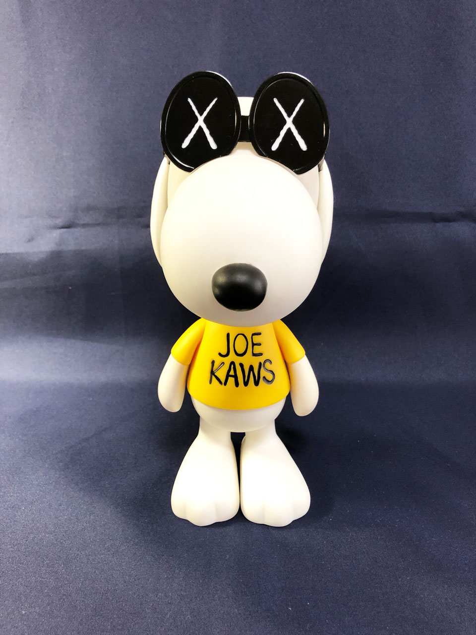 Kaws - The Good Old Things Kaws - The Good Old Things
