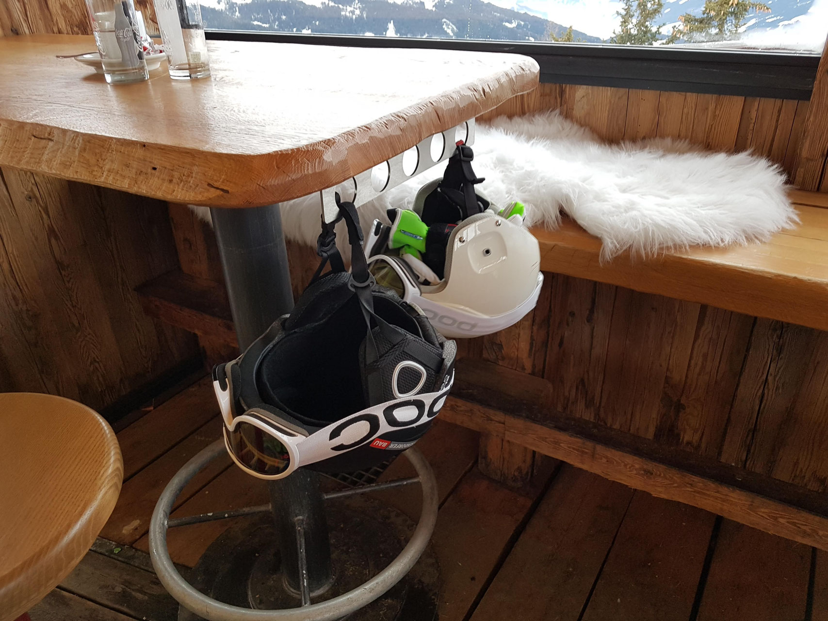 Onlineshop - Helmhalterung für Skihelme