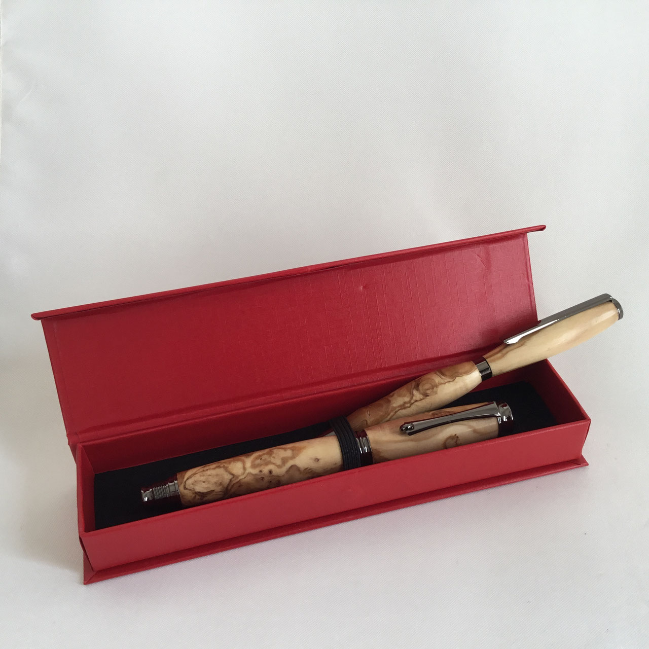 Coffret Et Stylo Roller Jinhao - Laqué Blanc Cassé - Élégance Et Recharge Fournie