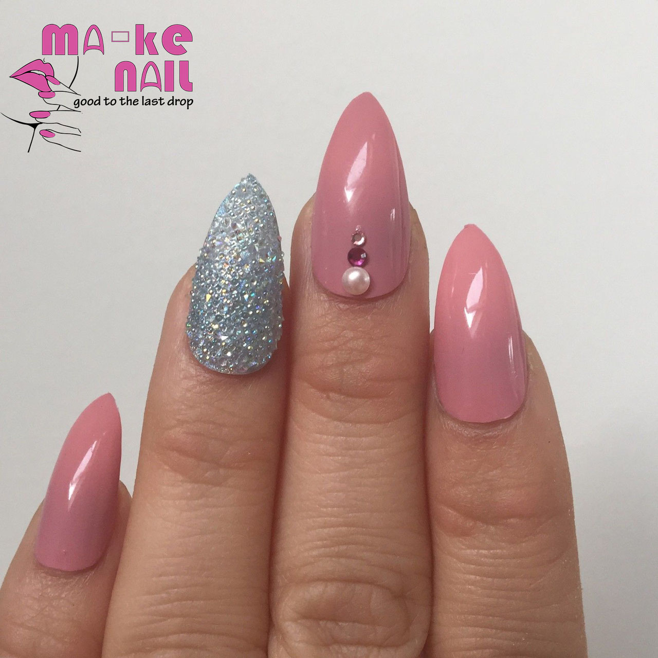 â
nail art ma ke nail tutto per la ricostruzione unghie