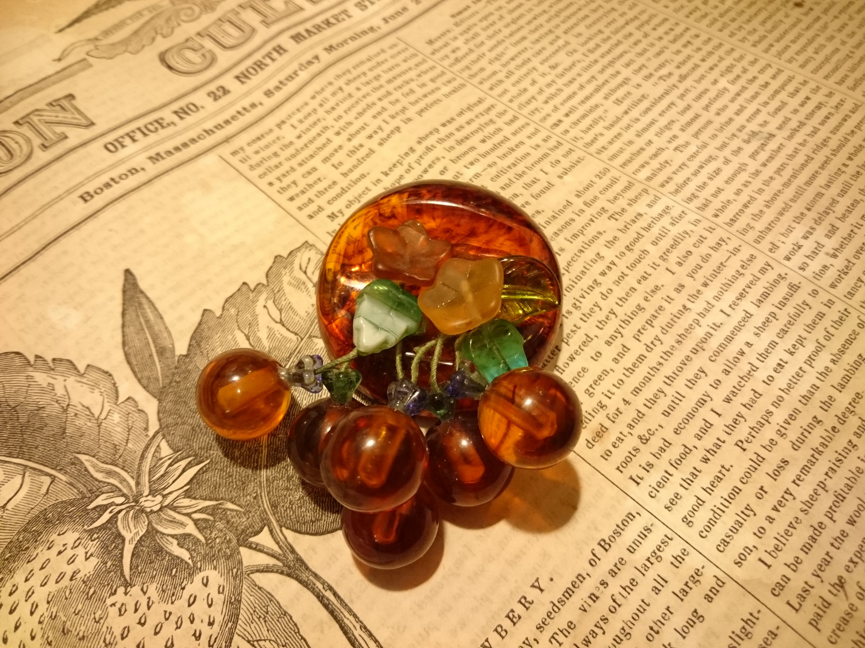 ベークライト Bakelite vintage 本 Vintage ベークライトブローチ Bakelite - Marion Vintage