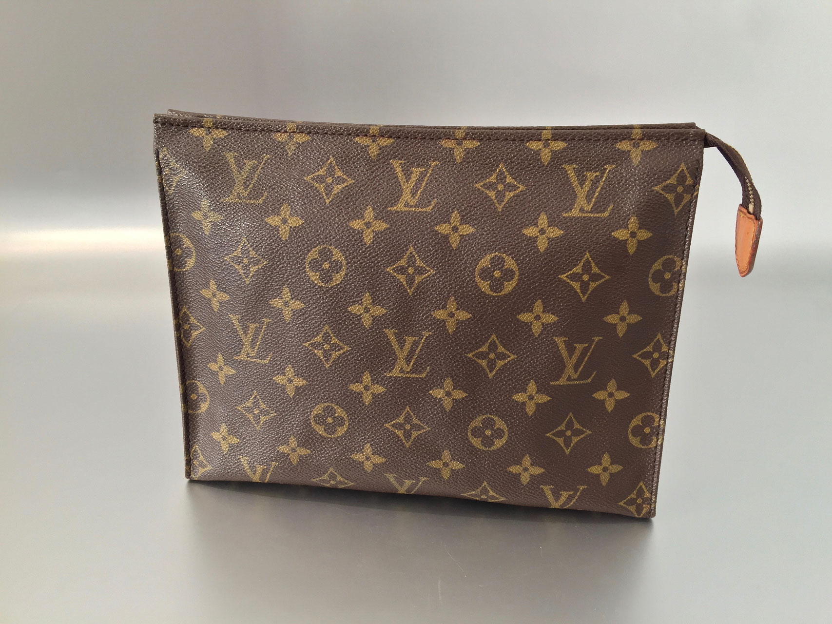 Louis Vuitton Monogram Canvas Poche Toilette 26 - Ankauf & Verkauf Second Hand Designertaschen ...