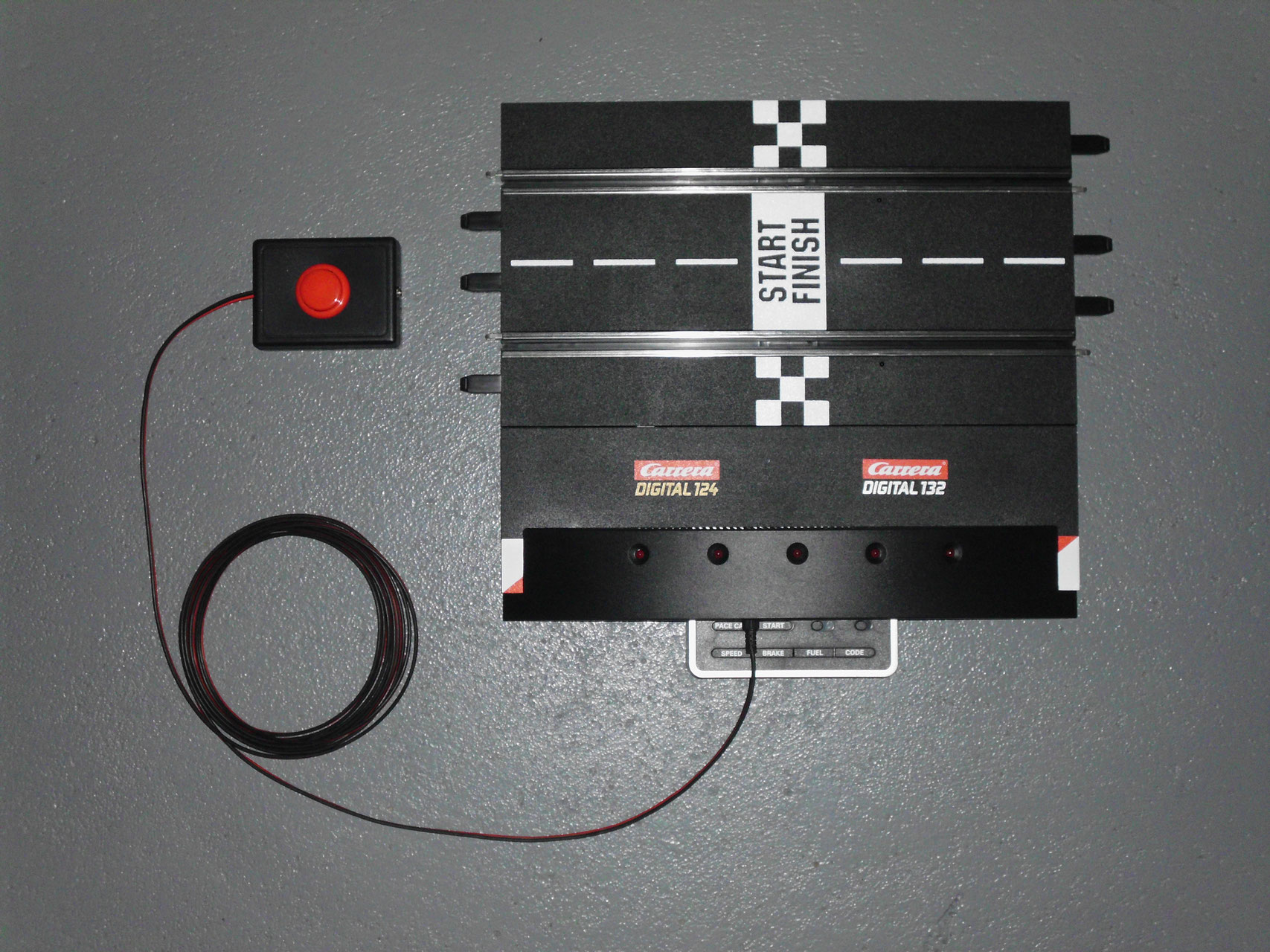 Carrera Digital 132/124 Control Unit mit Chaosschaltung slotracetecs