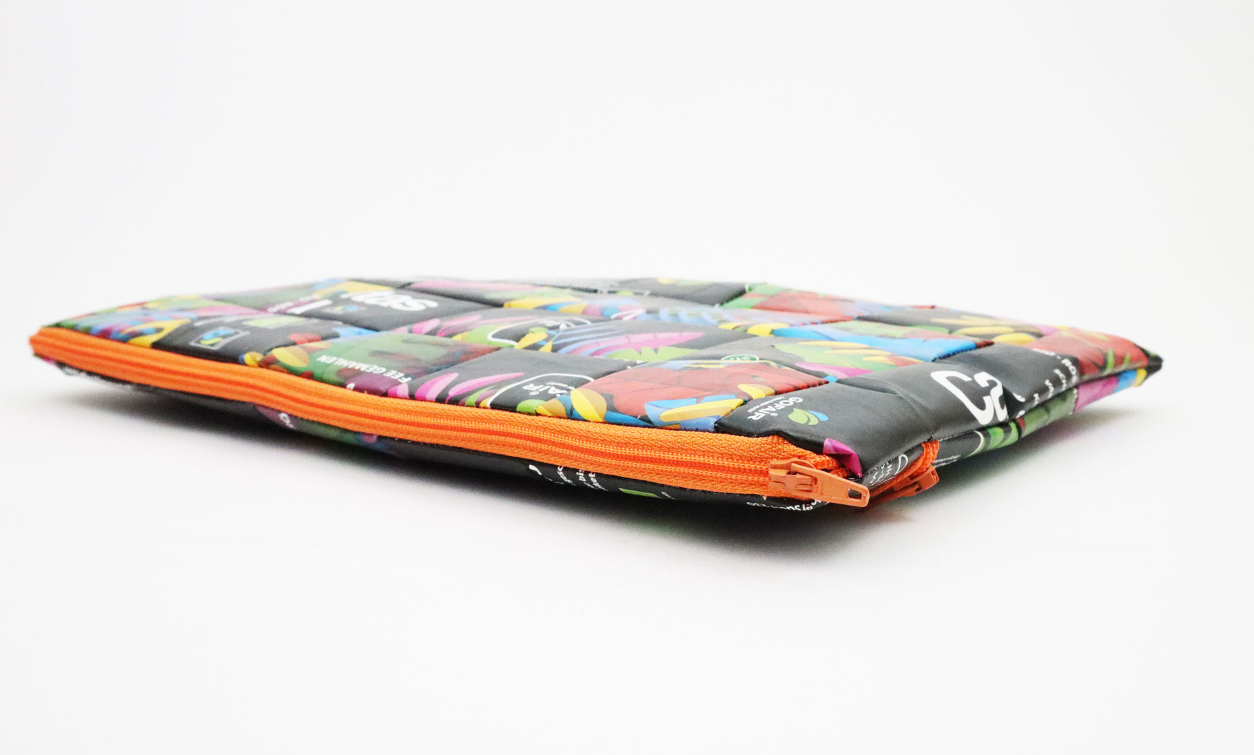 Colorful Laptop Case with orange Zip Anne Hermine Recycling & Upcycling