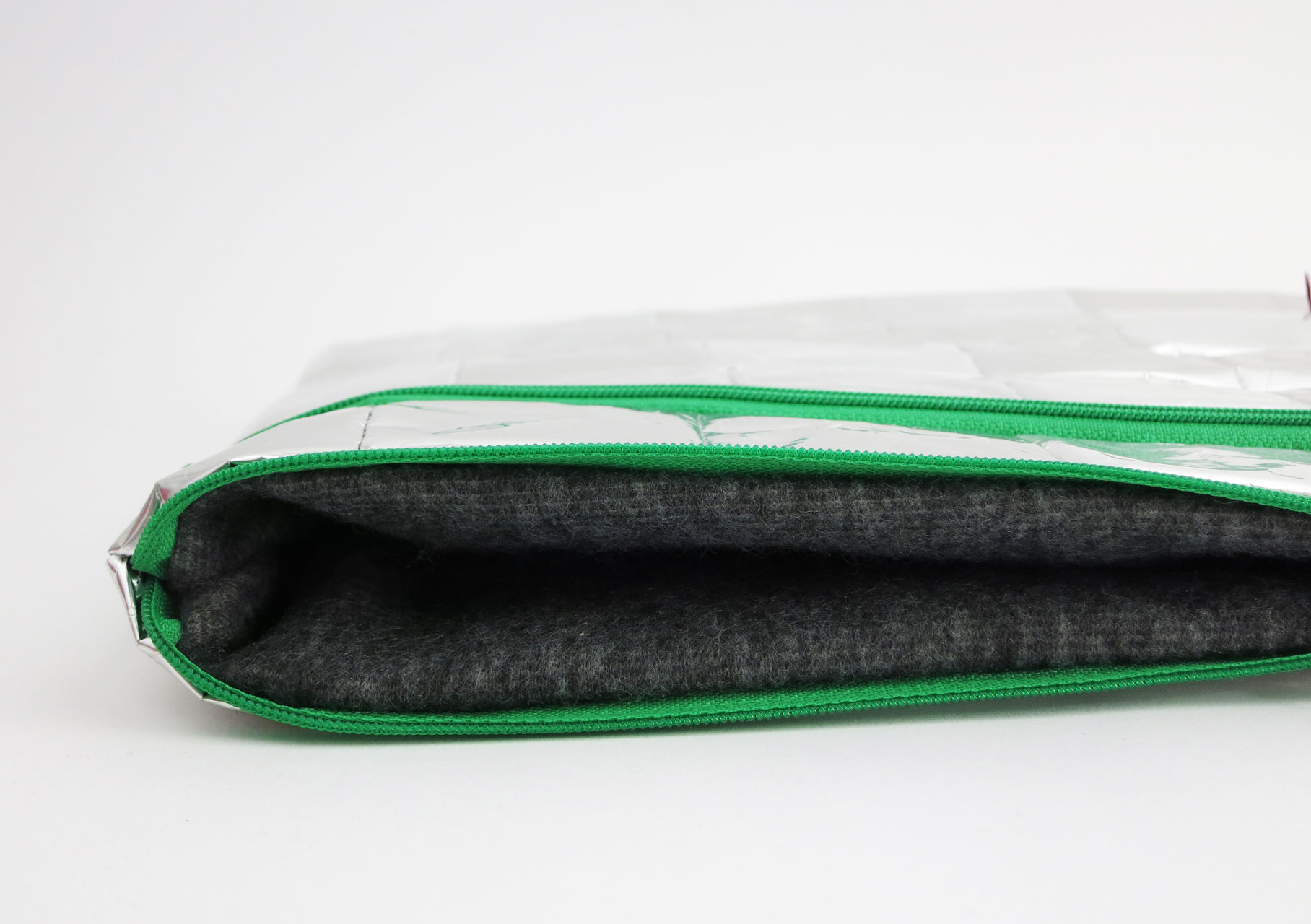 Silver, eco friendly Laptop Case Anne Hermine Recycling & Upcycling