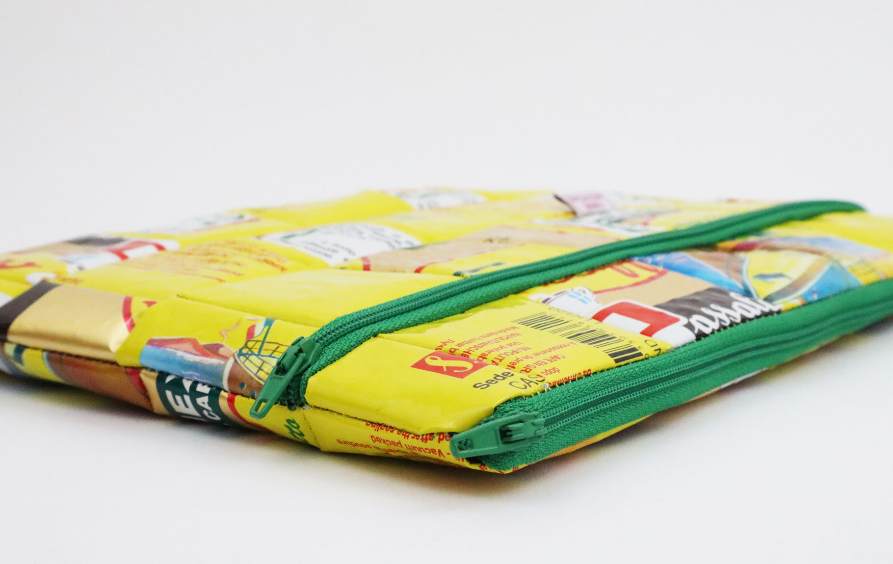 Yellow and Green Laptop Case Anne Hermine Recycling & Upcycling