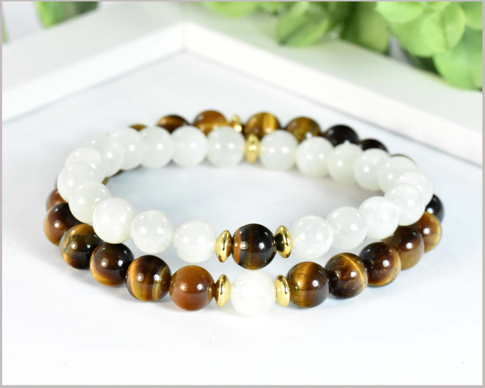 BERGERLIN Buchstaben Armband Weiß - Partnerarmband Mit Echten 6mm Magnesit Perlen