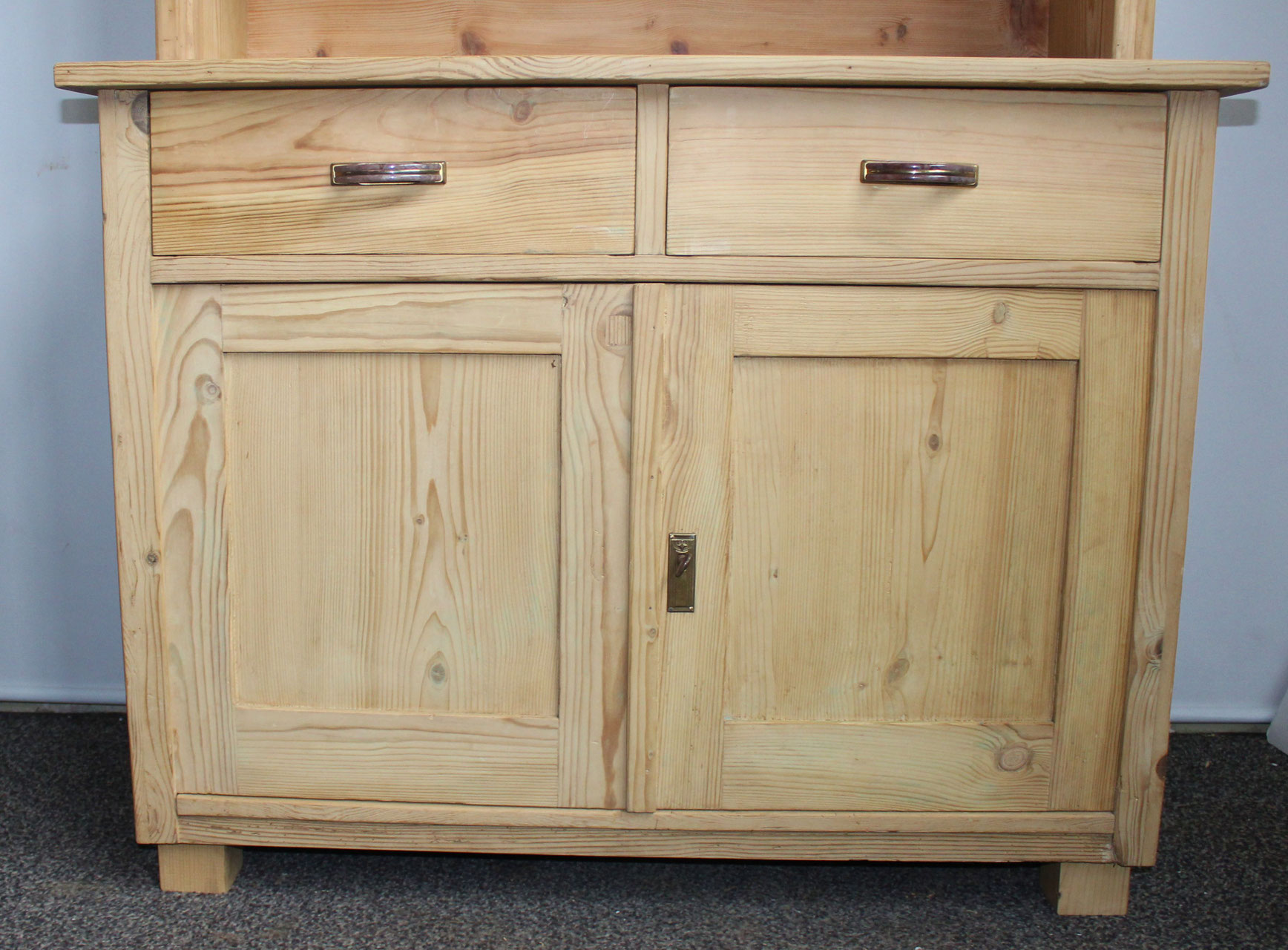 Schlichtes zierliches Küchenbuffet Weichholz ~1920 - Rottal-Antik