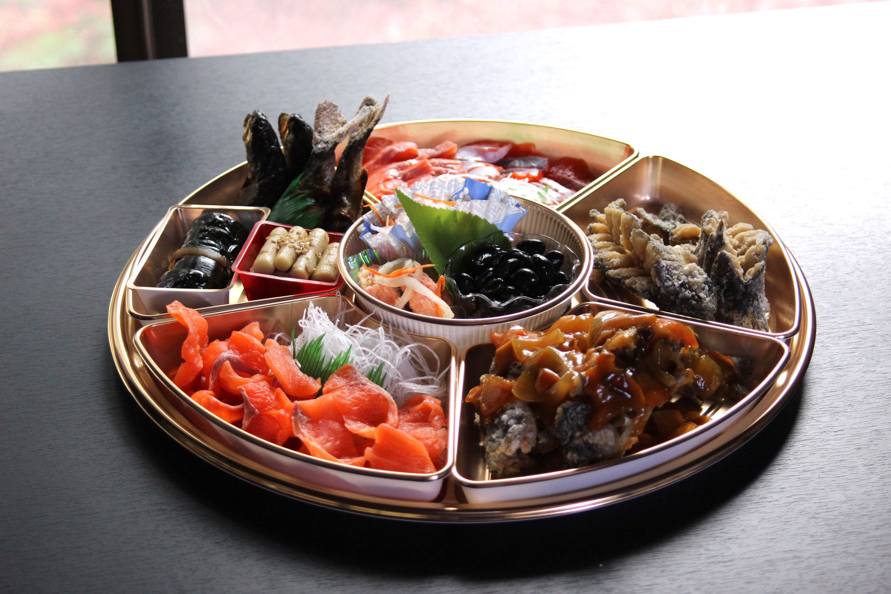 2025年末料理のご予約について - 蕎麦とにじます料理 松久園