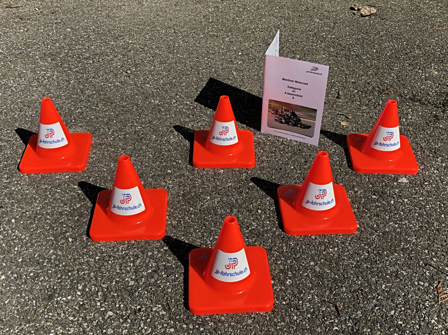 7er-Set Fahrschul-Pylonen – 19 Cm, Flexibles PVC, Orange, Ohne Standfuß, Für Motorrad-Grundfahraufgaben & Fahrtraining