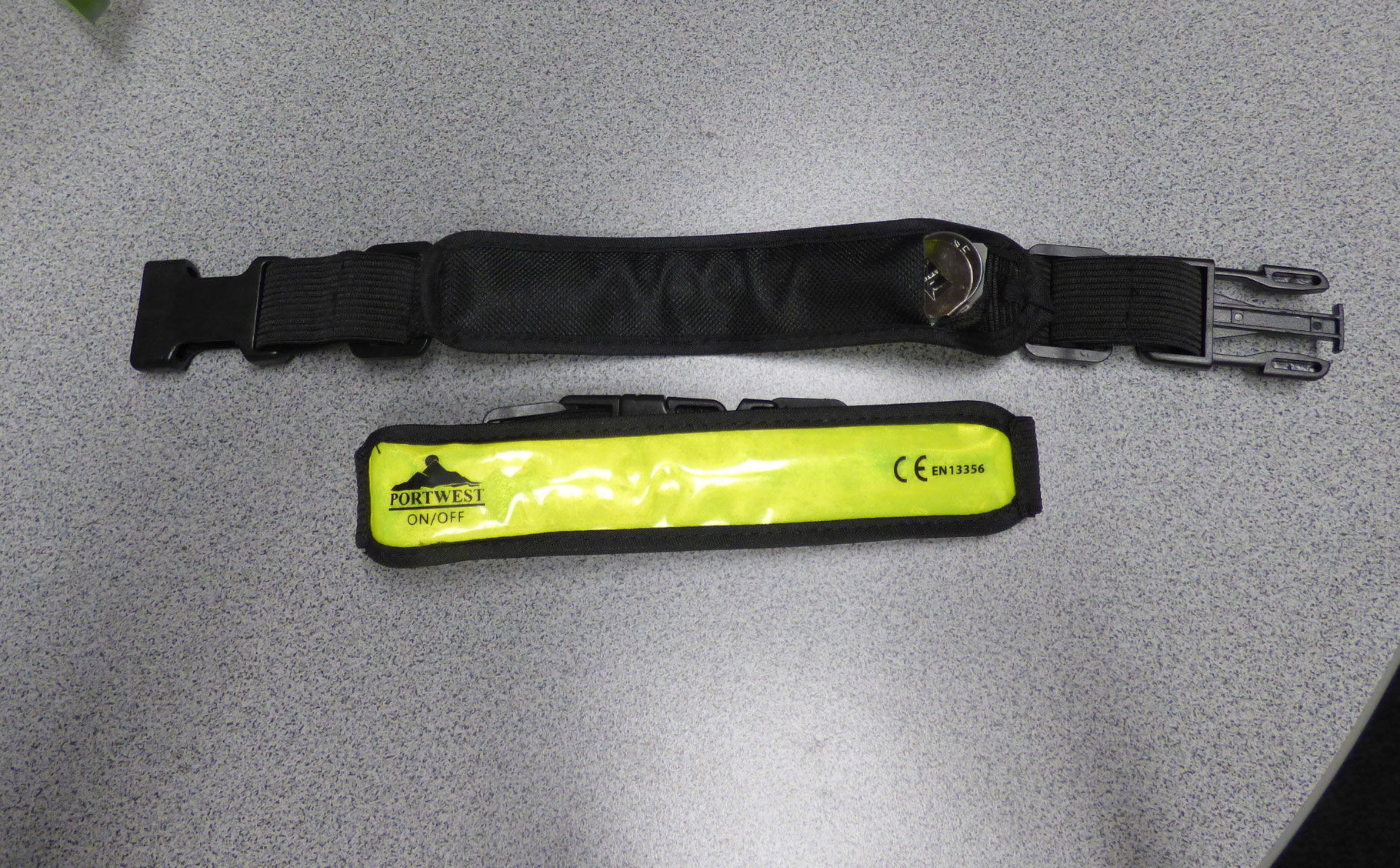 Hitopin LED Armbänder 3er Set - Leuchtarmbänder Für Outdoor Sport