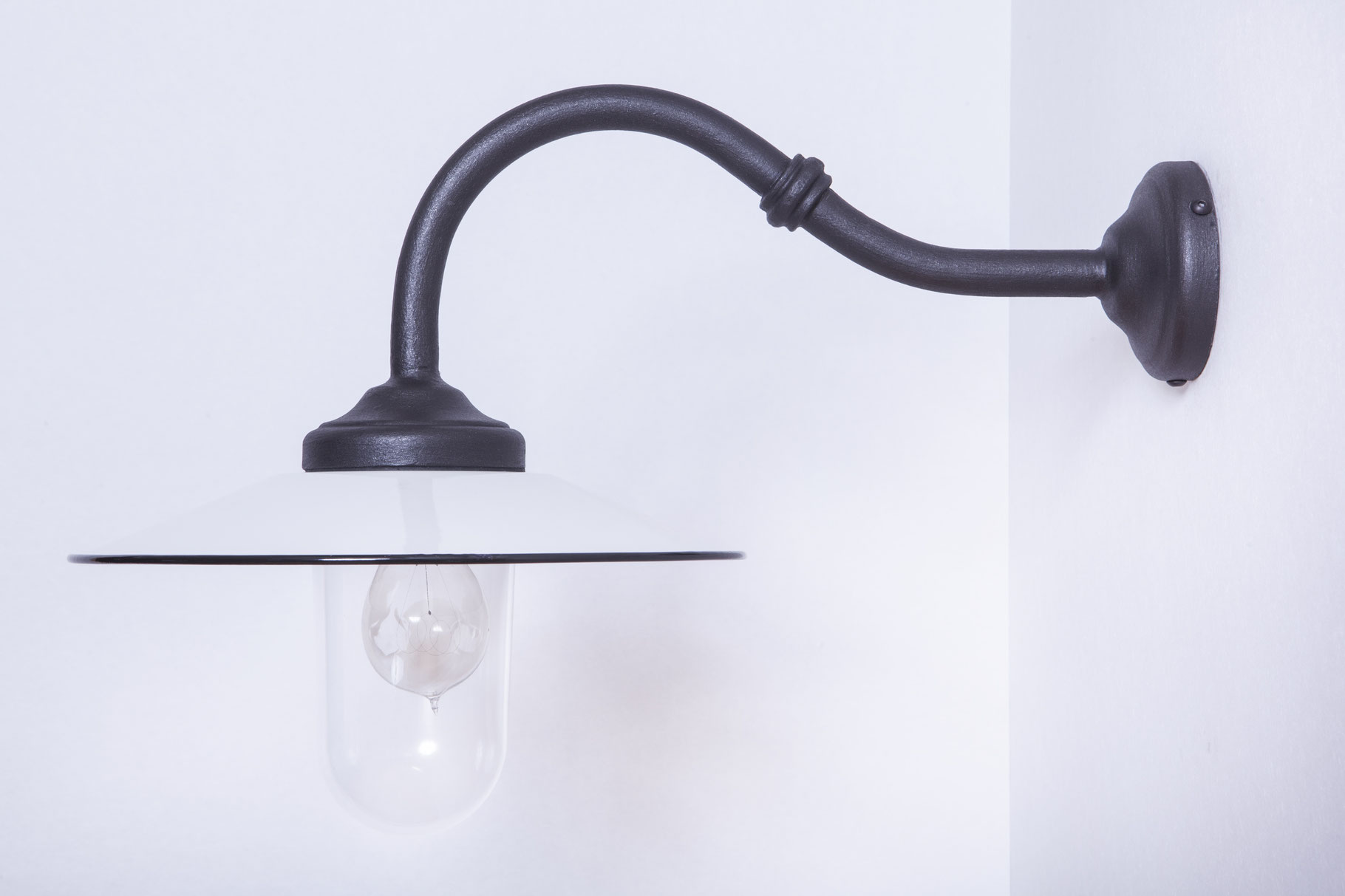 Modell Schwanenhals - Allgäuer Hoflicht