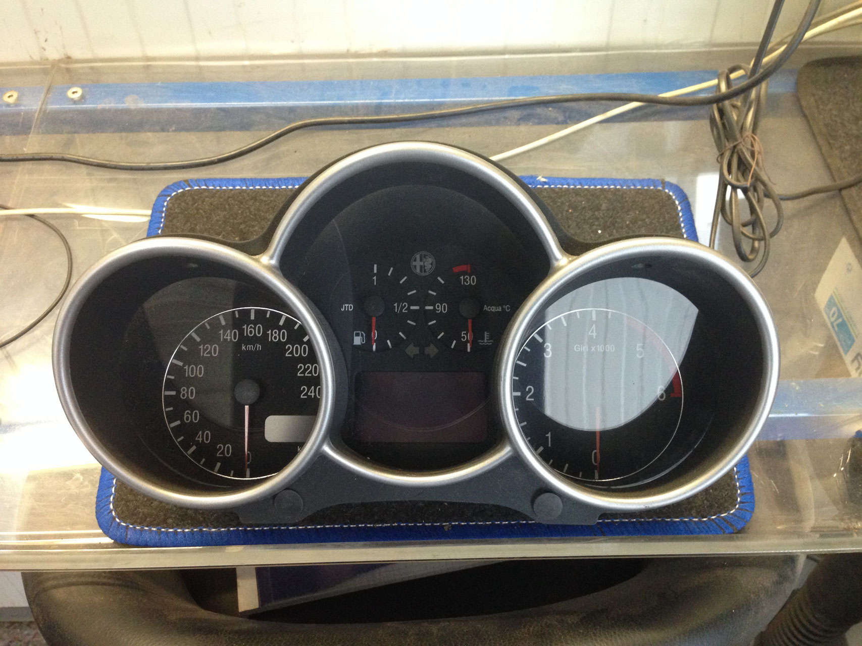 Alfa Romeo 147 00 04 Nicolini S R L Autodemolizioni E Commercio Materiali Ferrosi