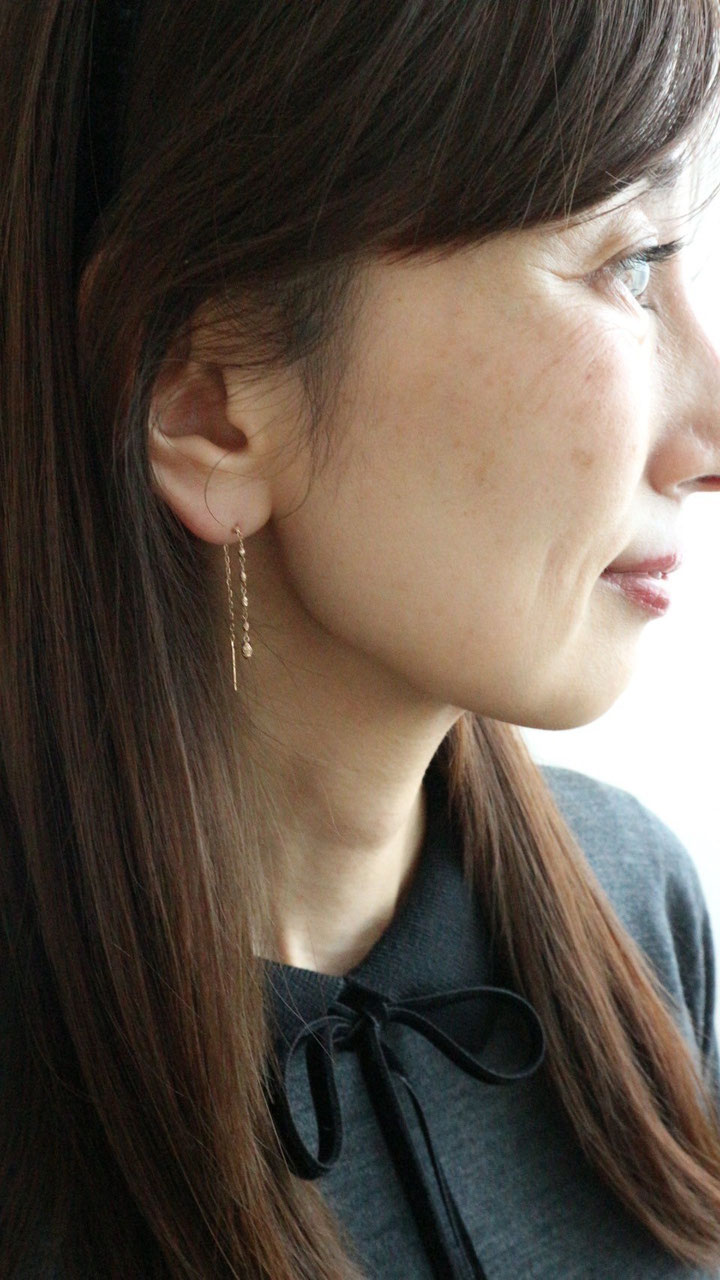 K18 中空 ペーパークリップ＆ミラーボール チェーンピアス / 18K