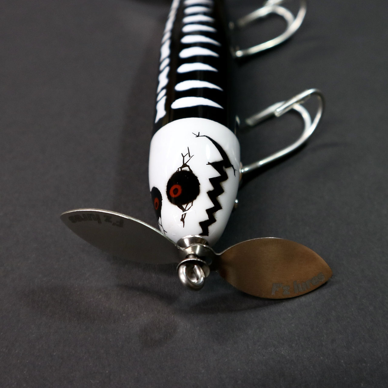 F'z lures - minority トップウォーターバスフィッシング F'z lures - minority トップウォーターバスフィッシング