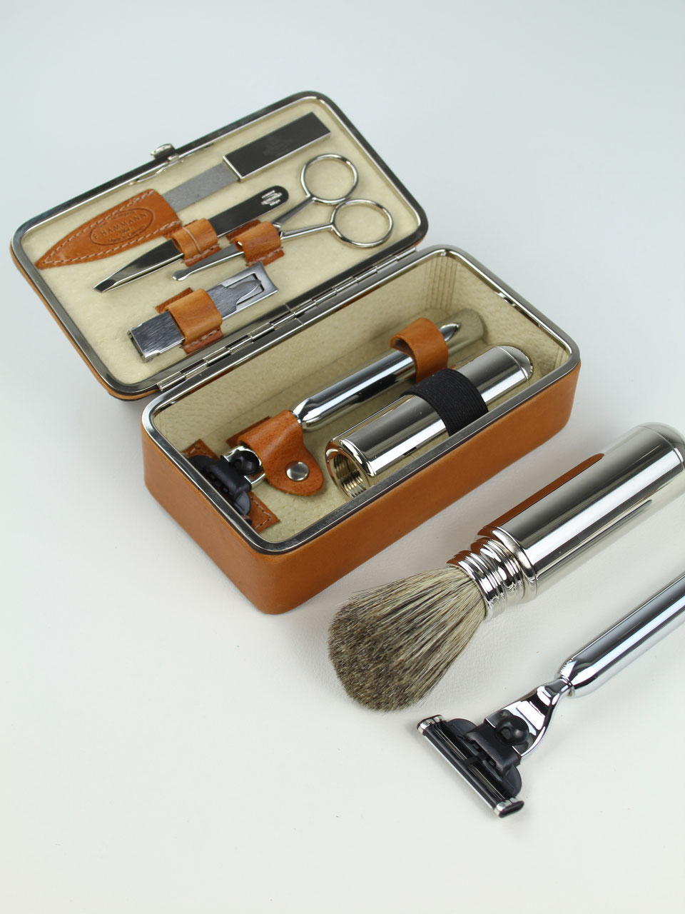 Shaving Box / Rasierbox / Rasierset aus Leder F. HAMMANN Fine