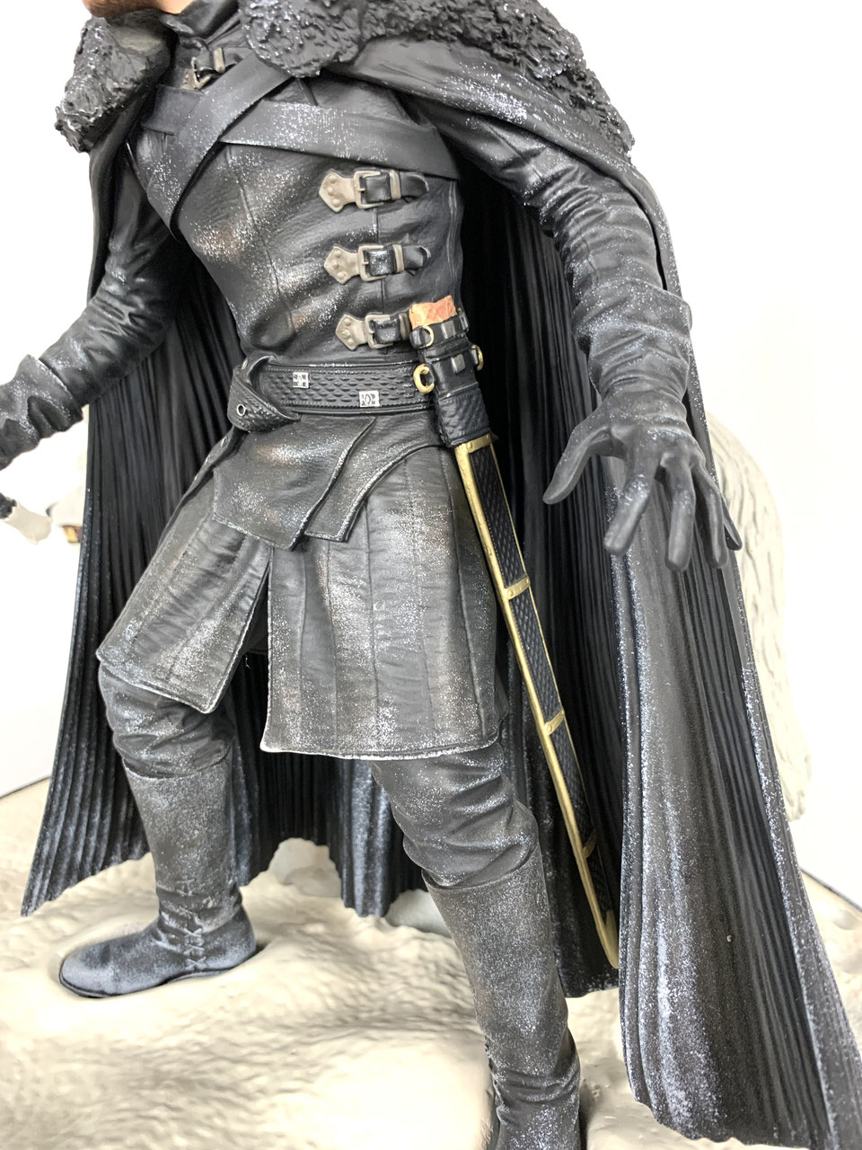 Jon Snow and Ghost 1/6 Deluxe Game of Thrones Resin Statue Dark Horse