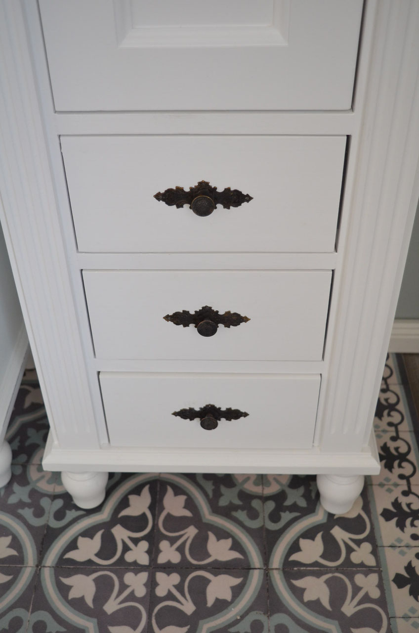 Landhaus-Badezimmer-Schränke - Land & Liebe Badmöbel Landhaus