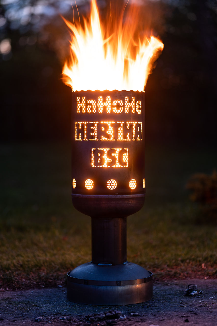 Feuerkorb Hertha BSC Feuertonnen, Fackeln, Klopapierfackeln