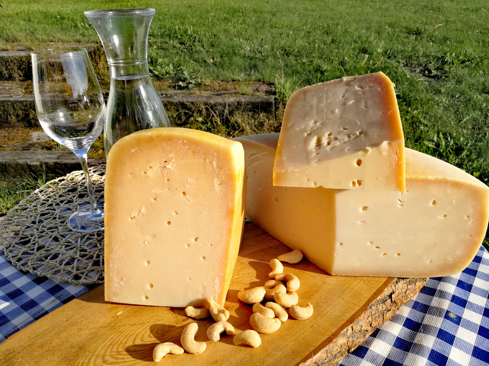 Die Kasealm Kase Und Wurst Online Bestellen Alles Rund Um Den Kase