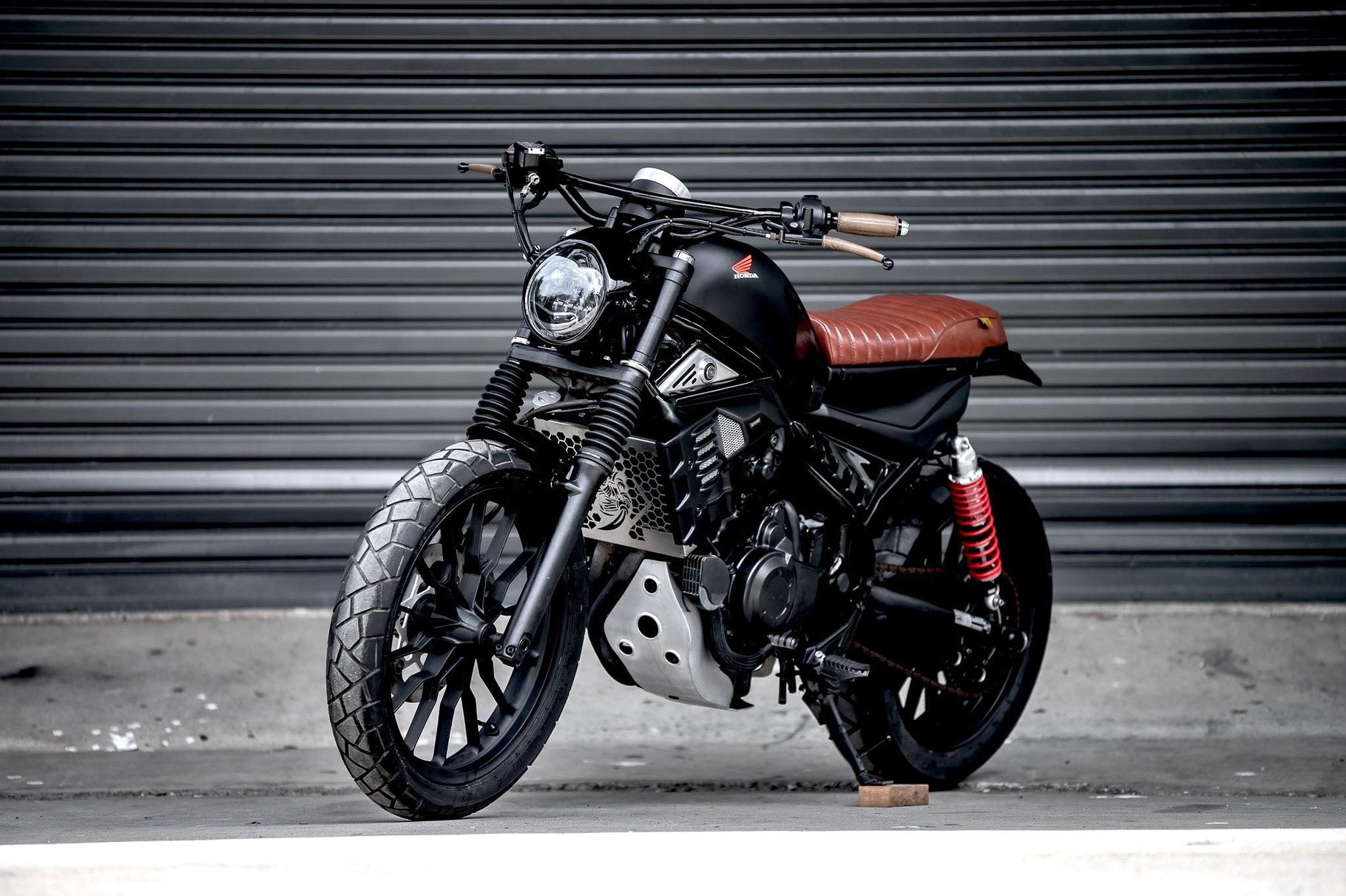 とま バイクシート オートバイ用ブラックツーアップシート フロント