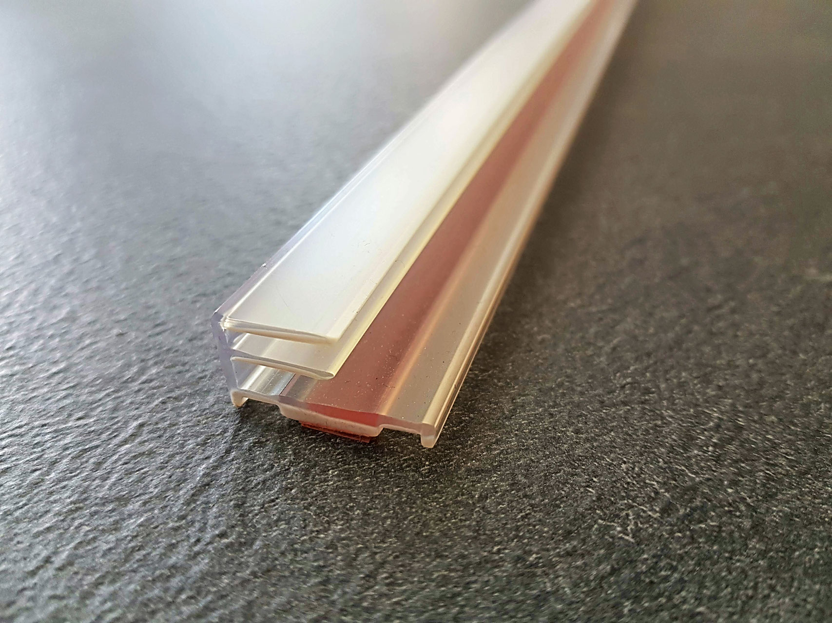 Einschubdichtung Dusche Magnet
