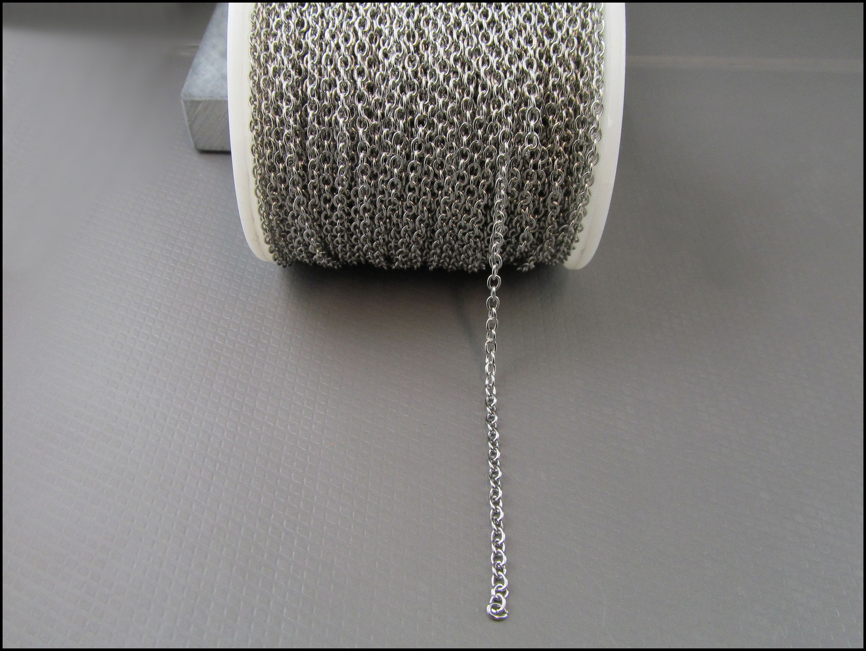 Meterware Edelstahl Ankerkette dunkelsilber 3x2x0.6mm - alexander-und